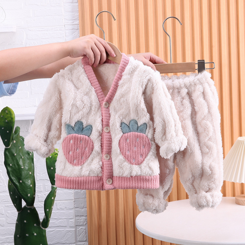 Girls' Coral Fleece Home Wear Two-piece Set - Image 3