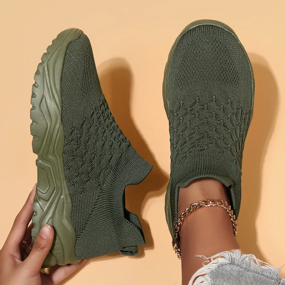 Womens Large-Size Breathable Flyknit Sneakers