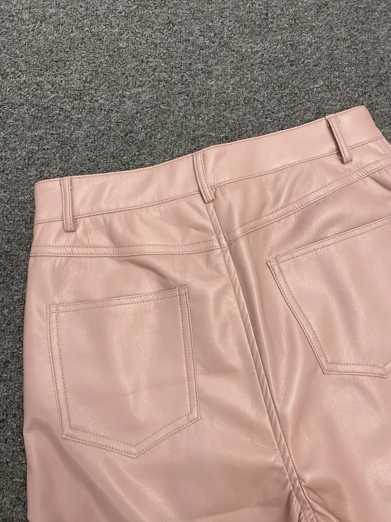Women's Casual Niche Leisure Commute Leather High Waist Straight Shorts