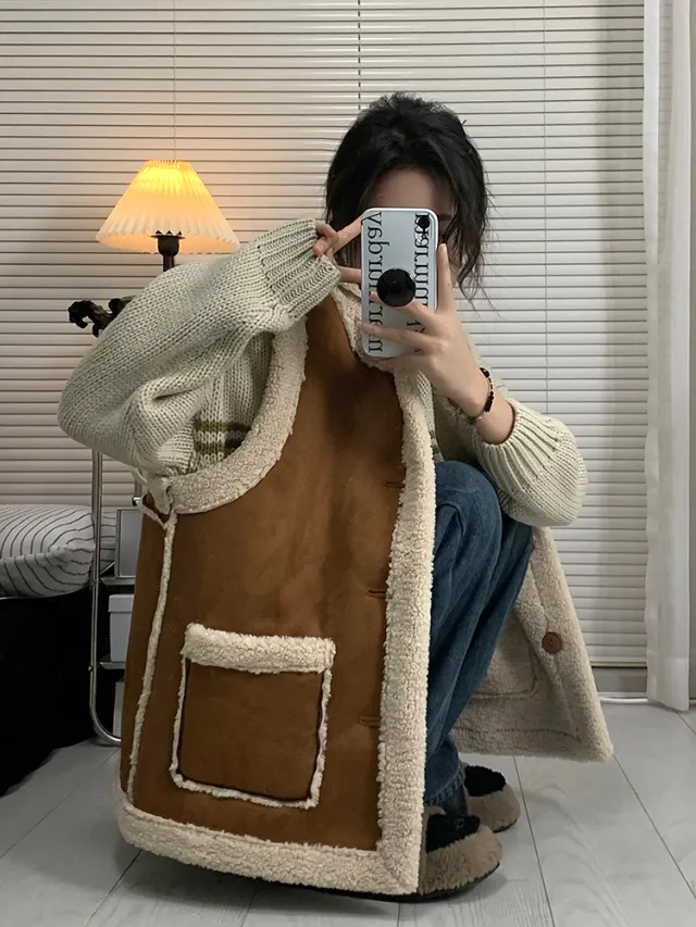 Autumn And Winter Motorcycle Fur Integrated Outer Wear Lambswool Vest Waistcoat Vest Cardigan Brown - Shop at LoveMi