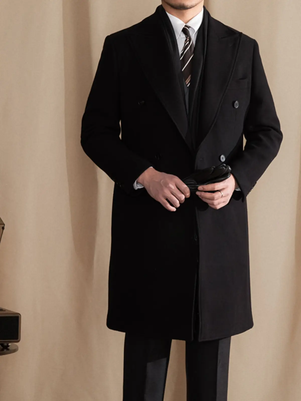 Men's Mid-length Closure Collar Double-row Thermal Jacket