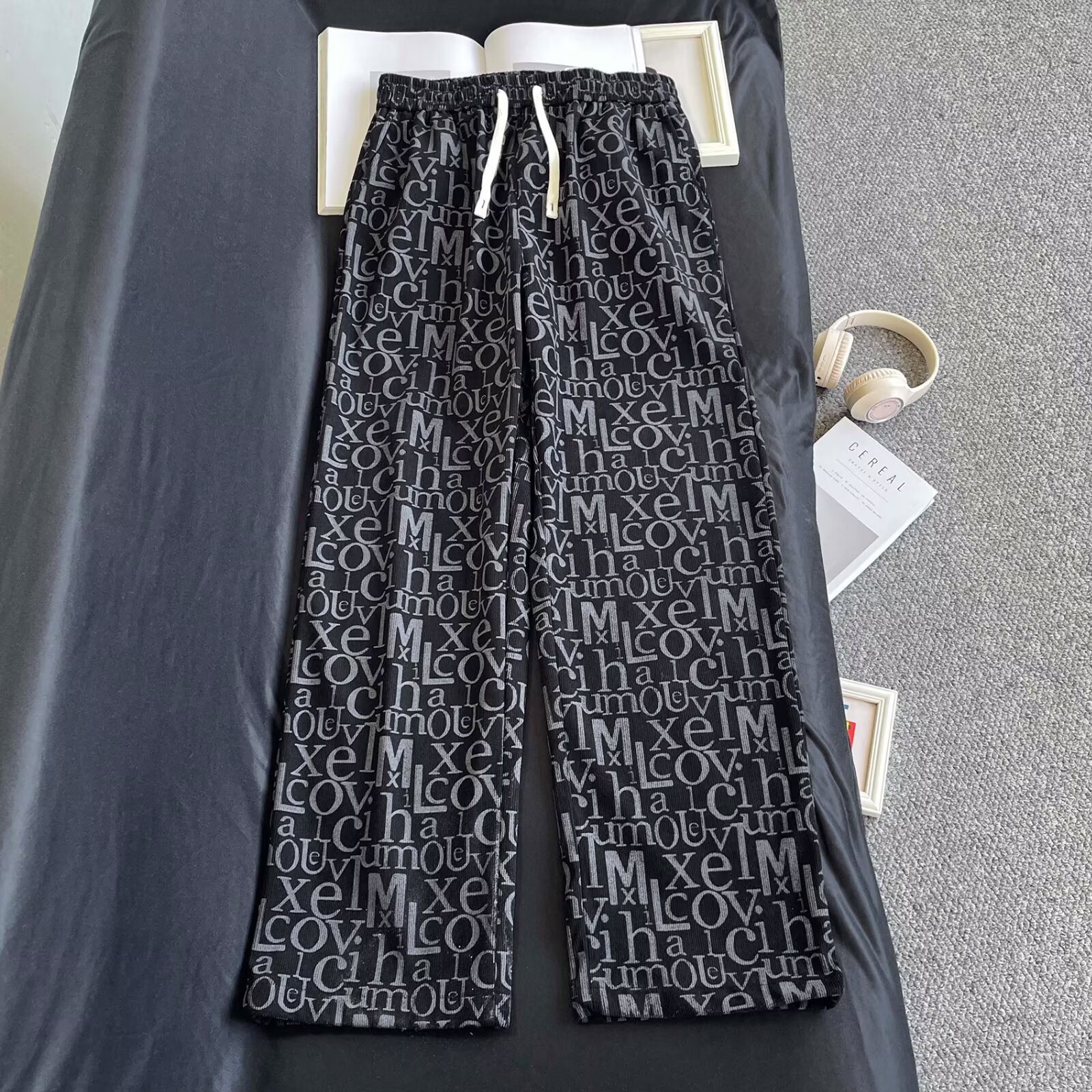 Fashionable And Versatile Knit Casual Pants