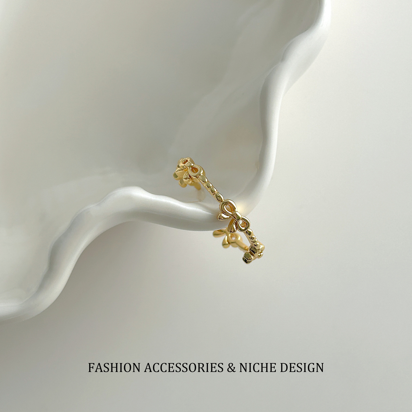 Korean Style Hollow Bowknot Open Ring - Women's Sweet Minimalist Design Adjustable Index Finger Jewelry