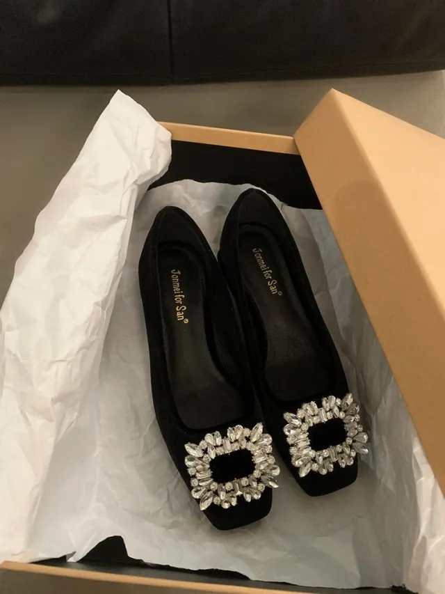 Advanced Sense Rhinestone Low cut Gommino Black - Shop at LoveMi