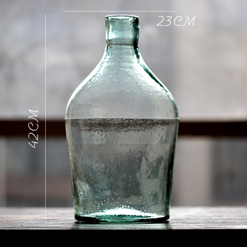 Retro Artisan Designed Decorative Glass Vase 8