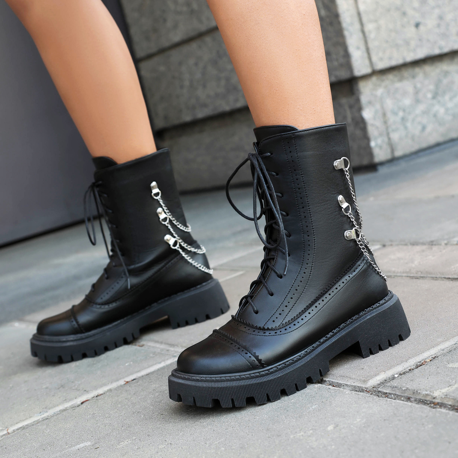 Women’s Chunky Heel Mid-Calf Dr. Style Boots
