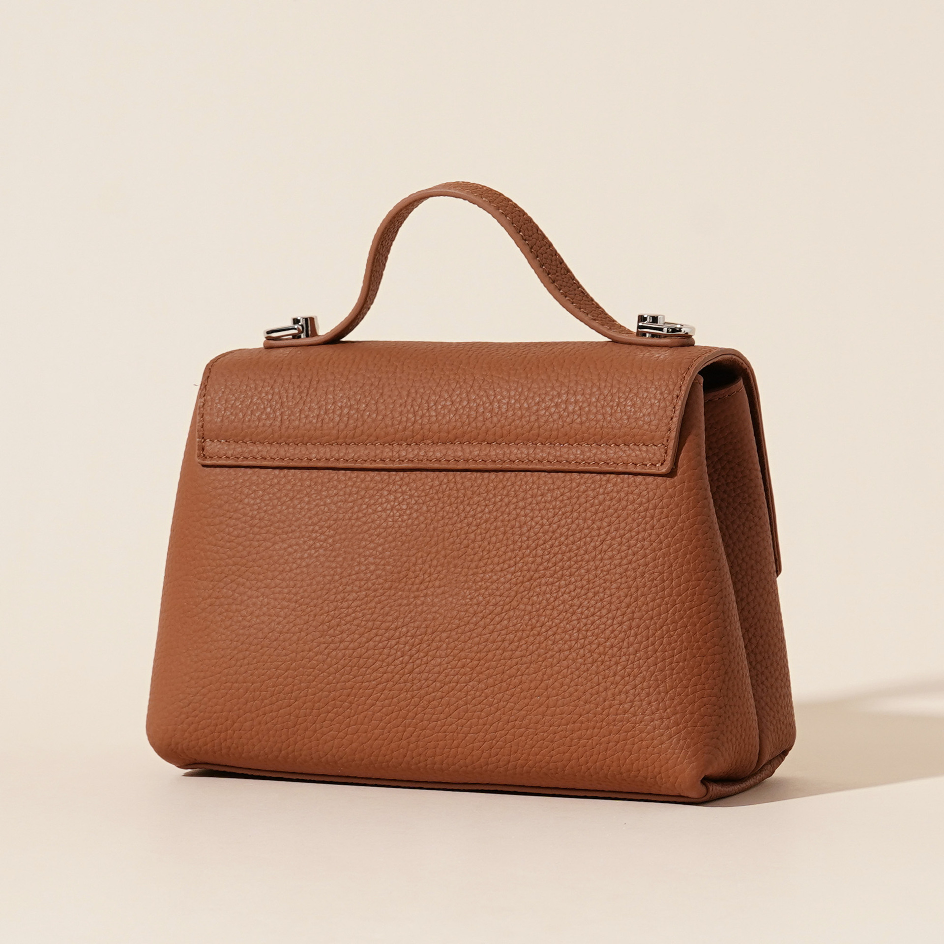 Buy Women's Clothing Online | Buy Trending Dresses for Women