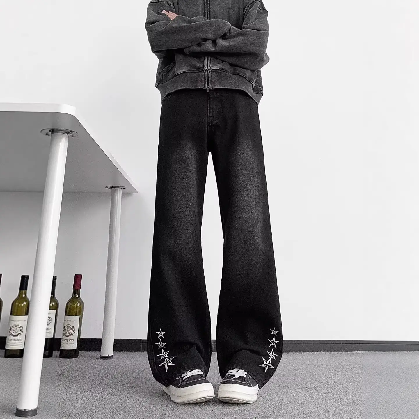 Embroidered Straight-leg Jeans Men's Spring And Autumn