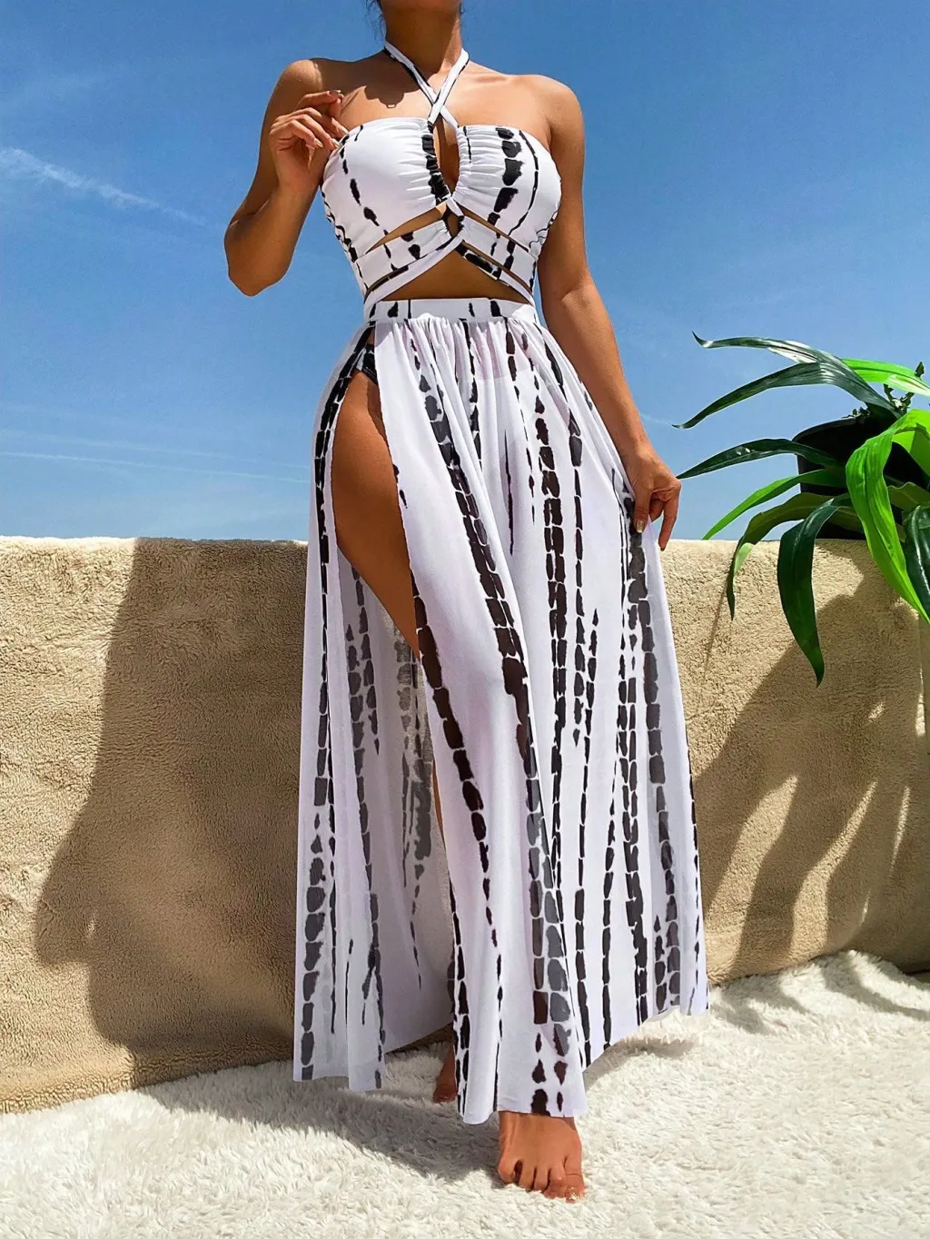 Split Bikini Swimsuit Cross Strap Sunscreen Gauze Skirt - Black