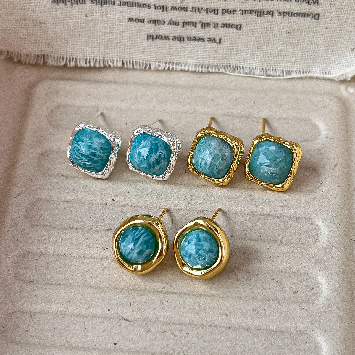 Light-luxury Vintage Geometric Metal Stud Earrings