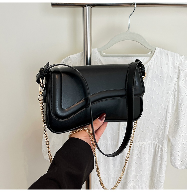 Women's Flap-top Magnetic-clip Shoulder Bag - Image 5