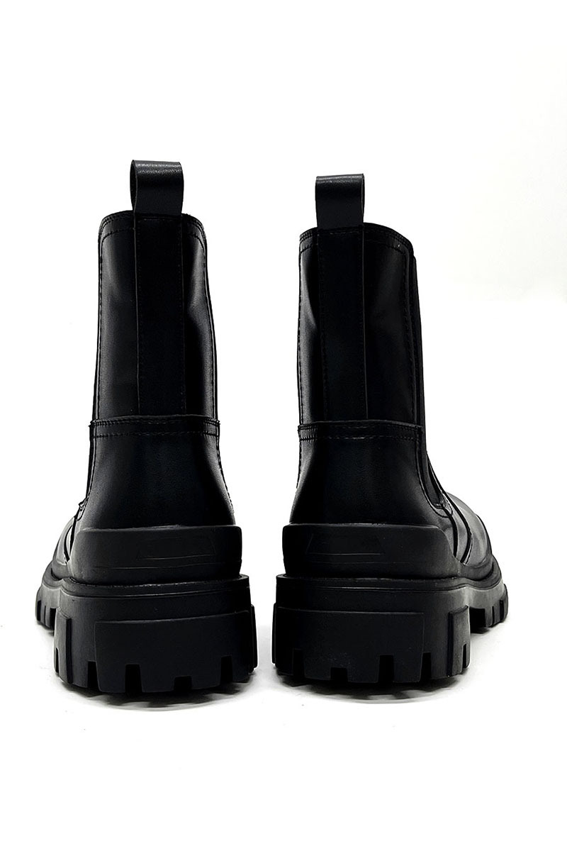 Title 10, British Style Black High-grade Boots