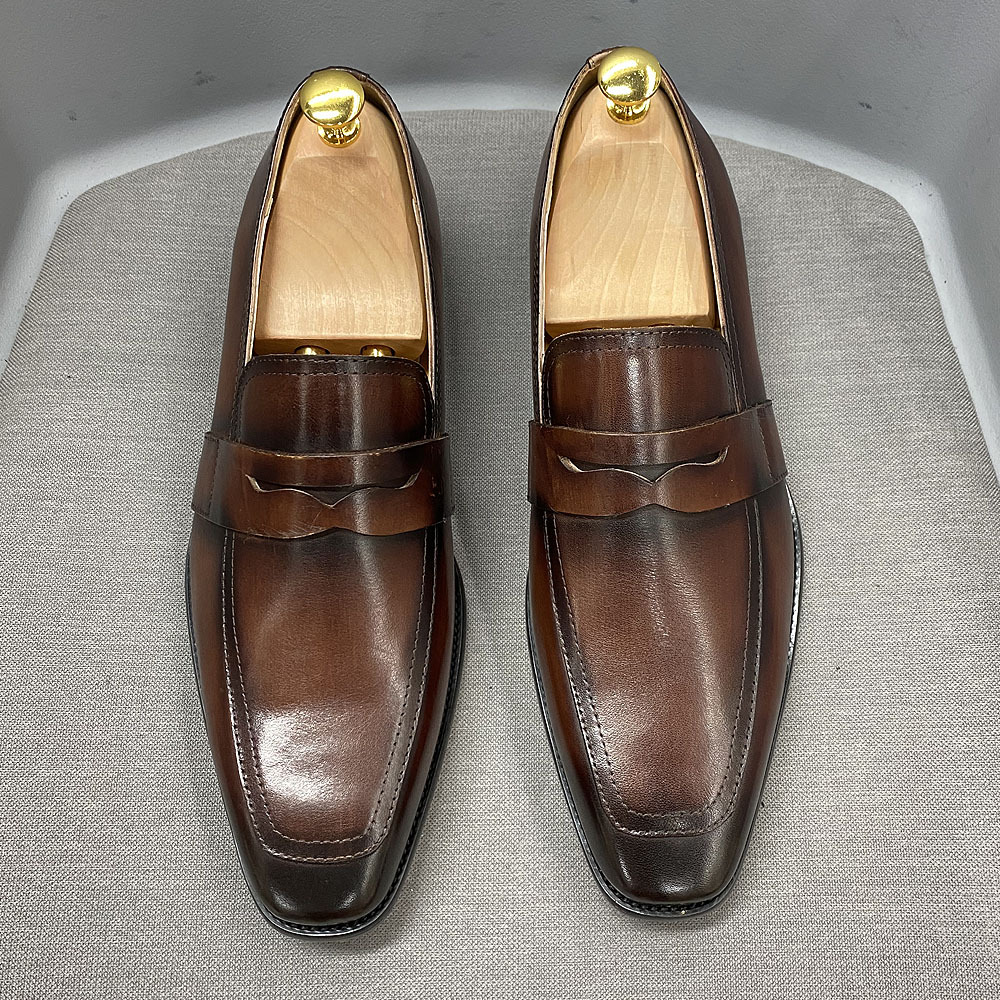 Title 3, Klassieke Italiaanse leren loafers voor heren, ...