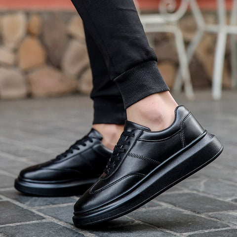 Title 6, Versatile black thick and low shoes