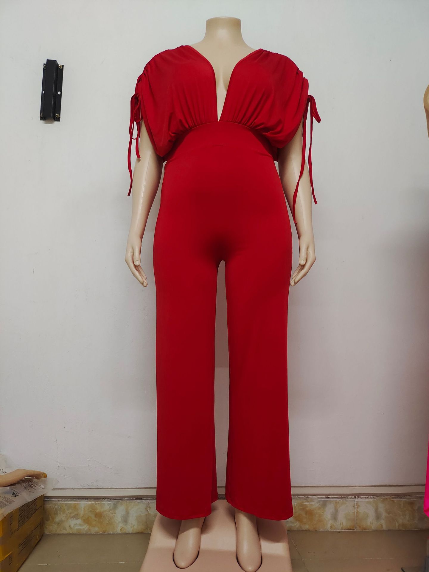 Title 18, Jumpsuit da donna in tinta unita con coulisse, ...