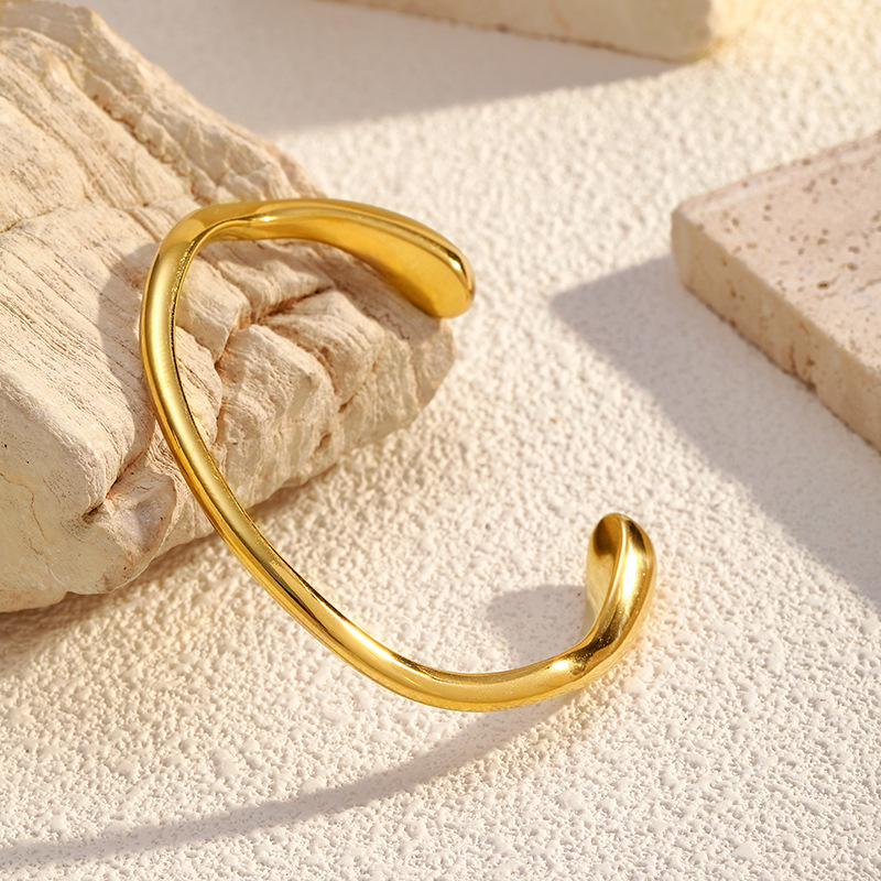 European And American Style Fashionable Stainless Steel Electroplated Open Cuff Bracelet