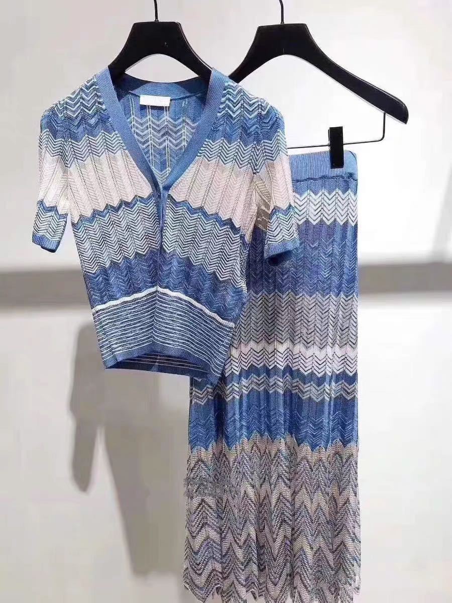 V neck Color block Wave Striped Sweater Pleated Mid length Dress Set One Set - Shop at LoveMi