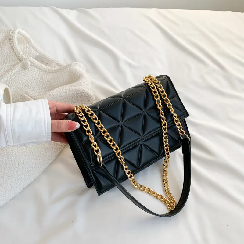 Western Style Rhombus Embroidery Thread Shoulder Messenger Bag - Black