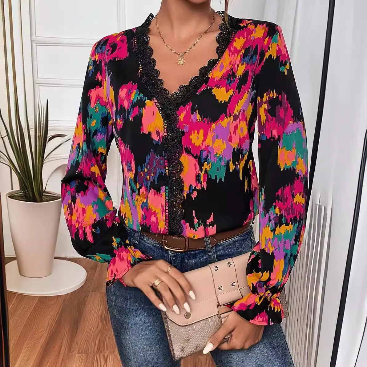 In-stock Womens Bohemian Graffiti-print Shirt