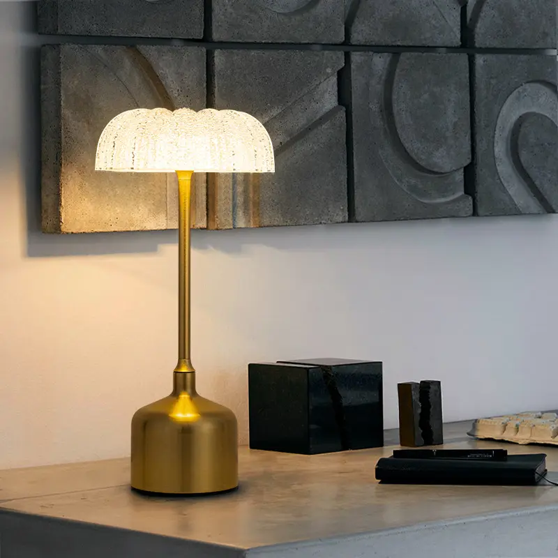 Home Fashion Personality Retro Metal Table Lamp