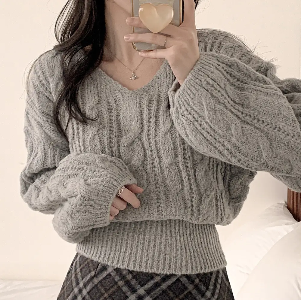 New Korean-style Relaxed-fit Solid-color Cable-knit Sweater With Lantern Sleeves