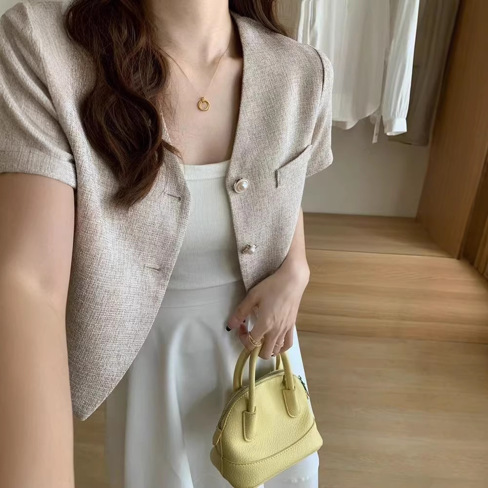 Springsummer Chic Fashionable Cropped French-style Blouse For Socialites
