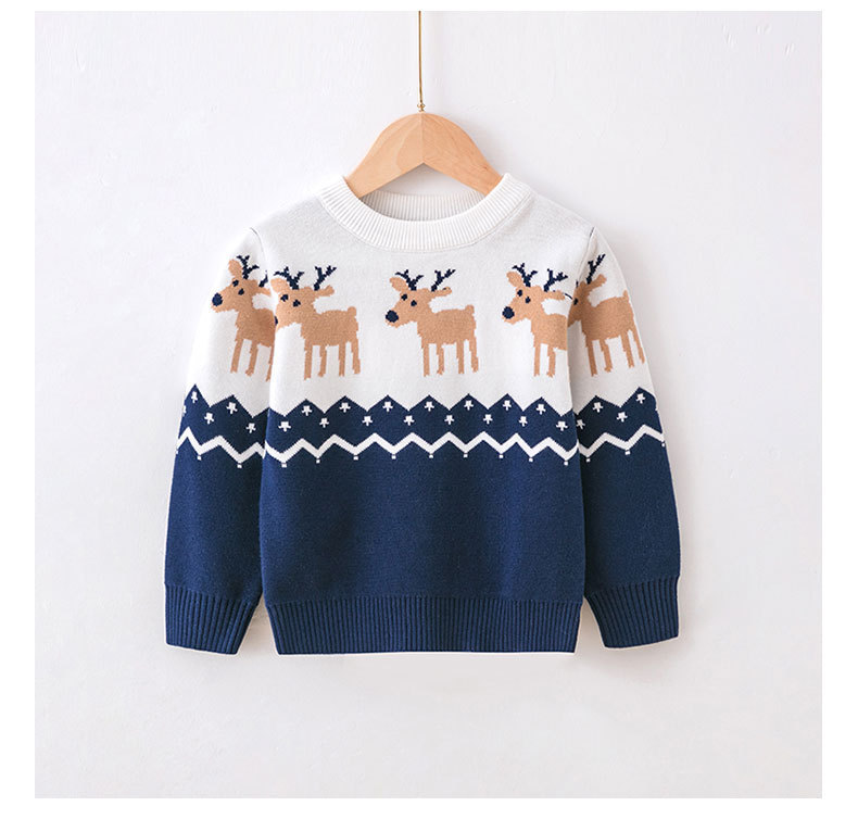 Dark Blue Three Deer