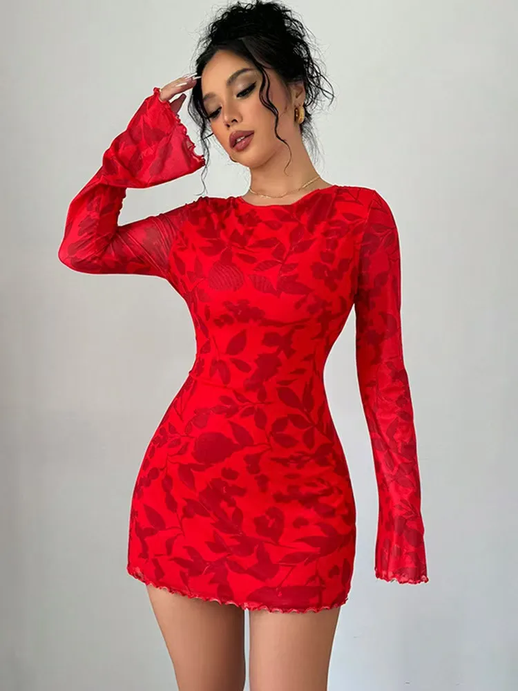 Casual, Versatile Waist-cinching Dress With A Red Floral Print - Red