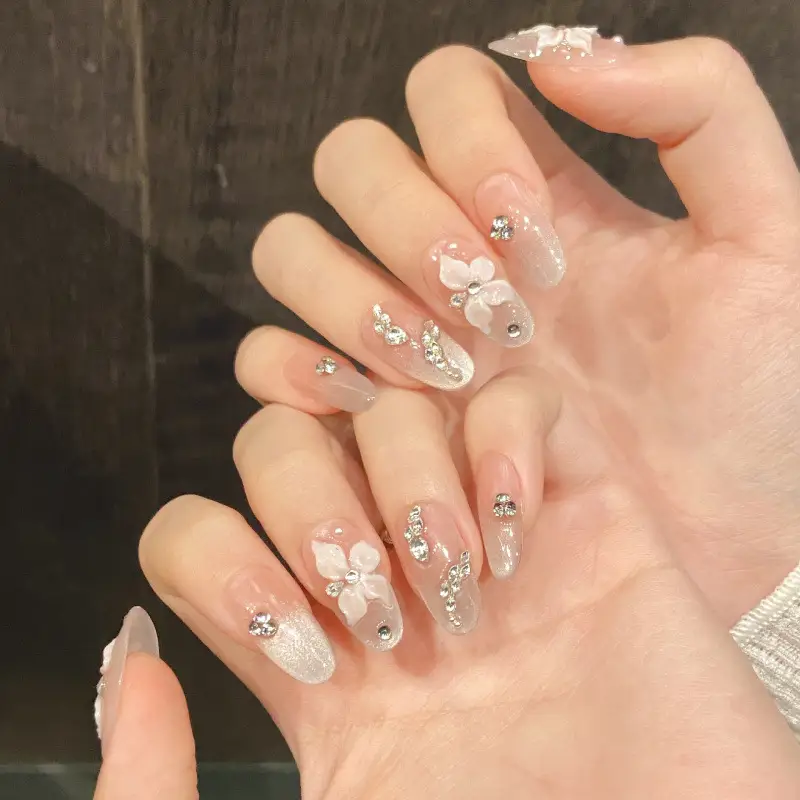 Handmade Zircon Snake-element Cat-eye Artificial Nails
