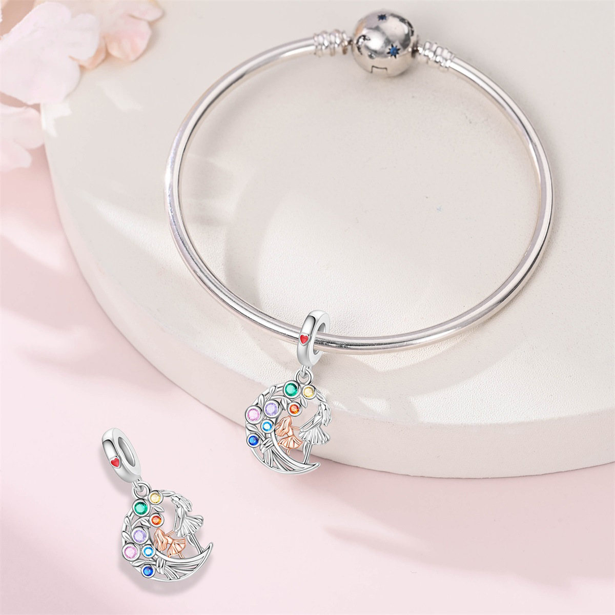 Mothers Day Series Hand-in-Hand Beaded Bracelet