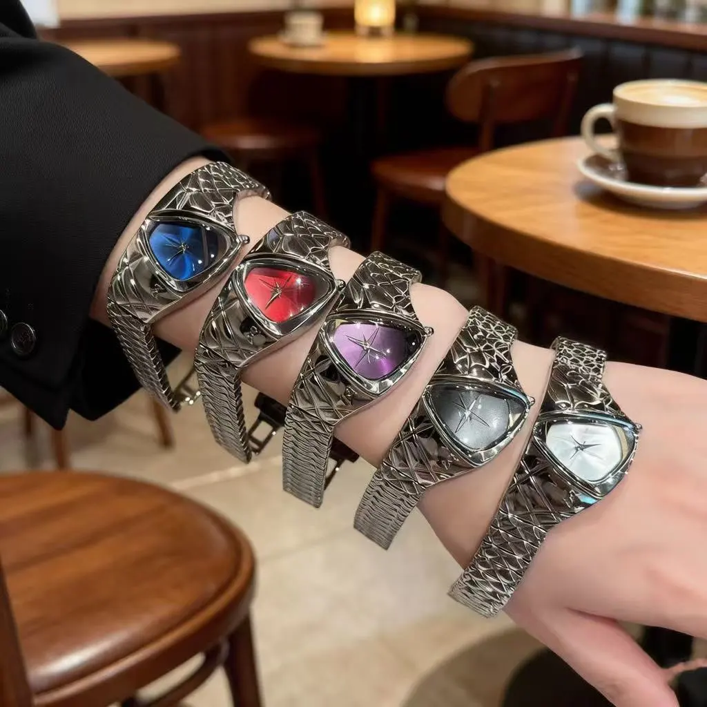 Niche Designerinspired Triangular Dragonpatterned Irregularshaped Quartz Watch