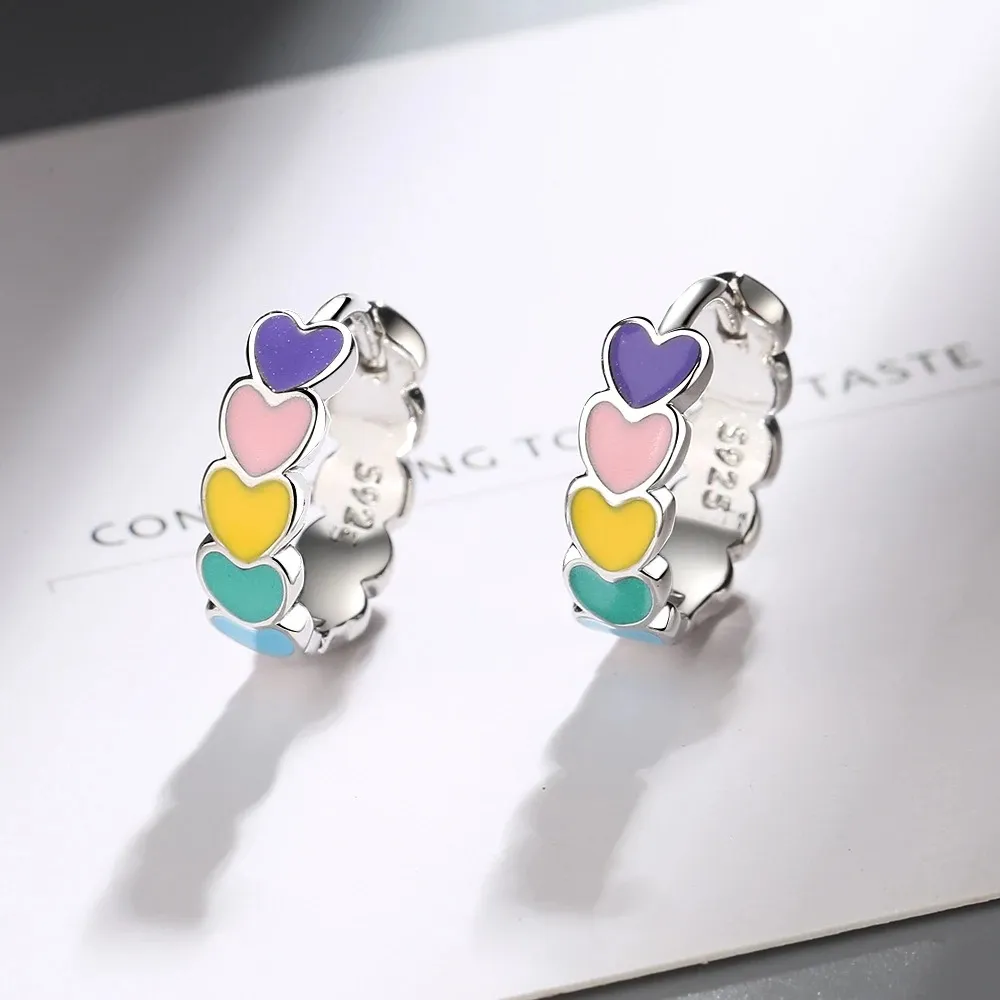 Epoxy Rainbow Love Ear Clip Compact