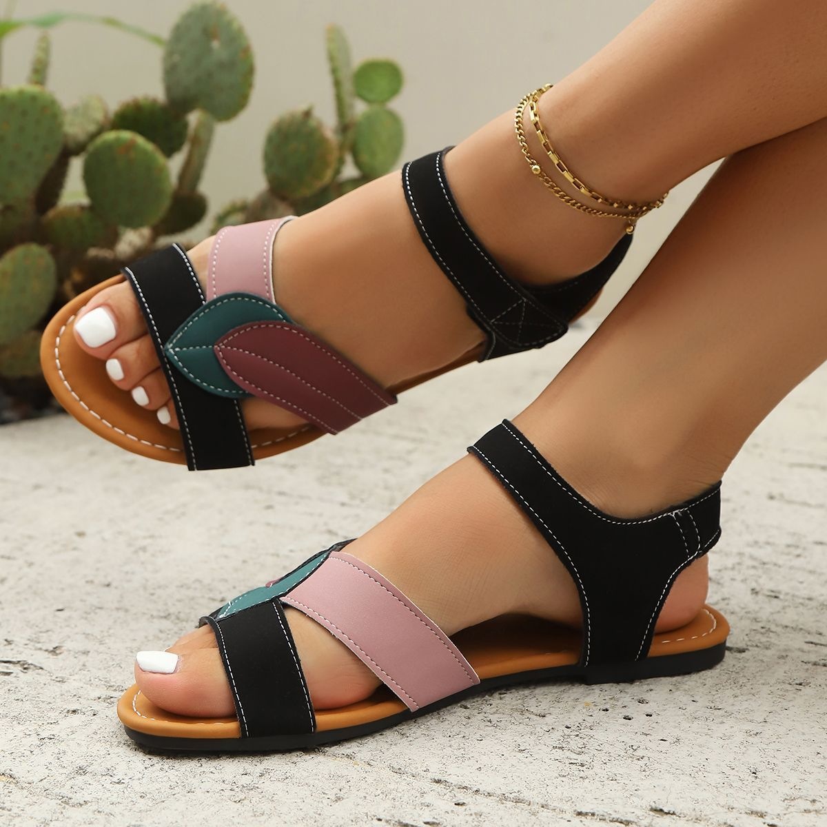 Open-Toe Beach Sandals, picture 4 of 5