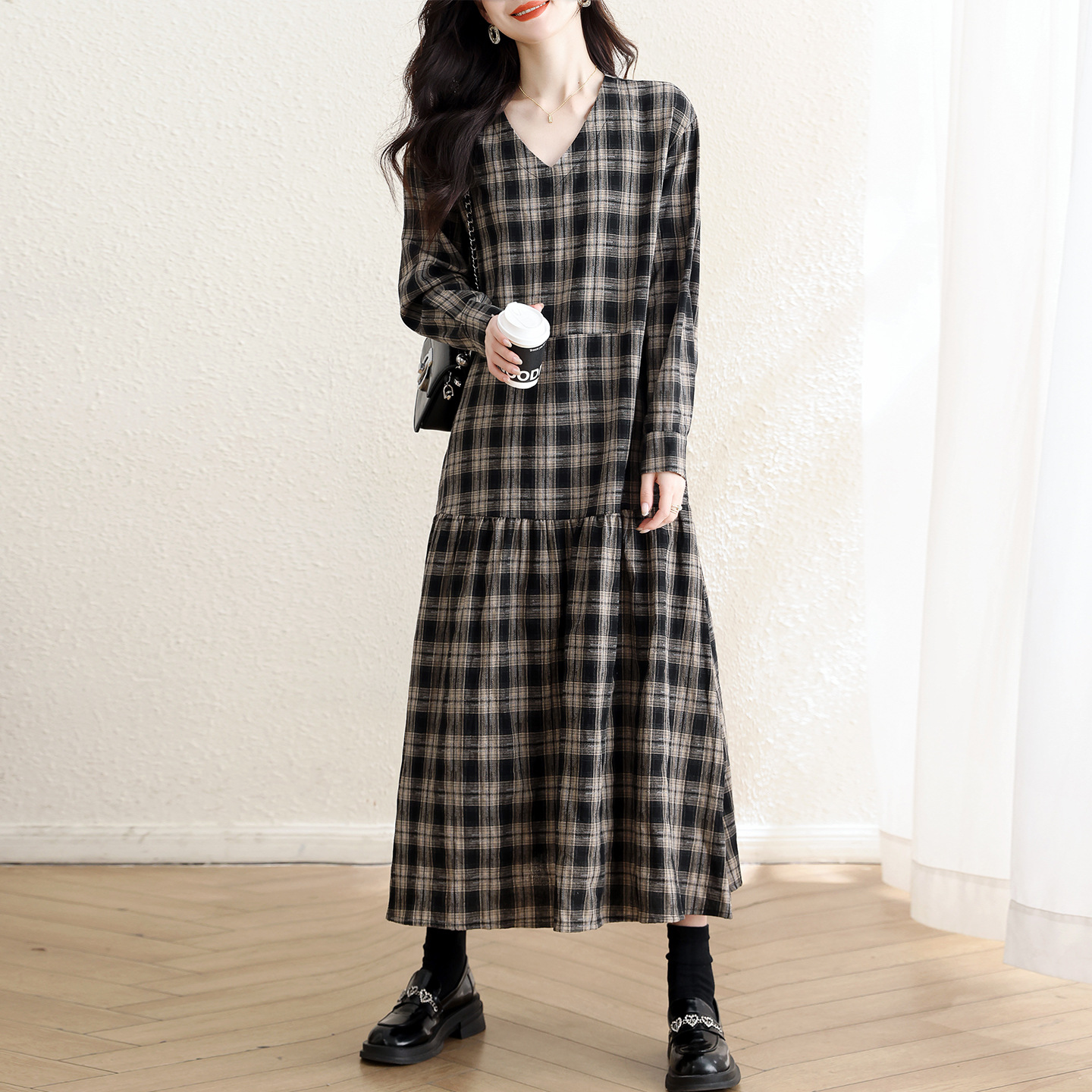 Retro Ruffle Design V neck Plaid Loose Dress White - Shop at LoveMi