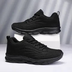 Flat Bottom Sneaker Light Running - Black - View 1
