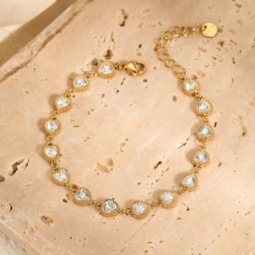 Elegant Zircon Charm Bracelet With A Premium Feel