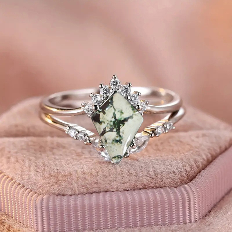 Geometric Zircon Inlay Ring