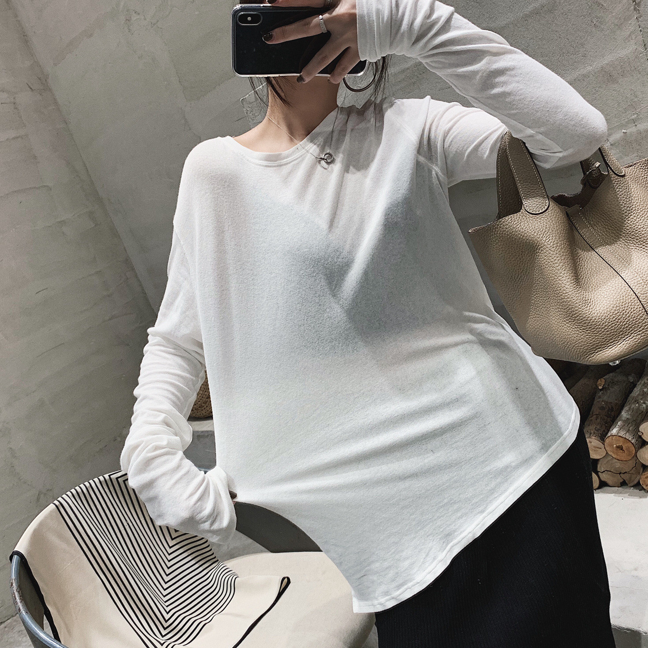 Title 5, Irregular long sleeve bottoming shirt