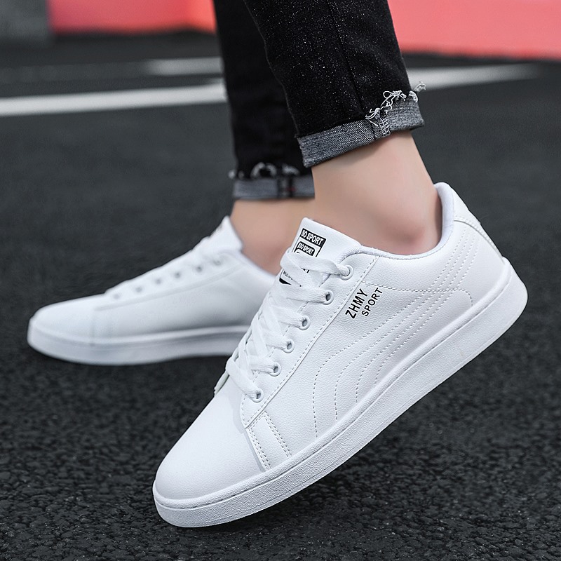 Mens Minimalist Casual White Shoes With A Flat Heel