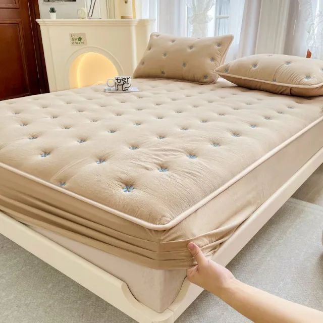 Embroidered Cotton Soybean One piece Fiber All inclusive Protection Mattress Cover Khaki - Shop at LoveMi