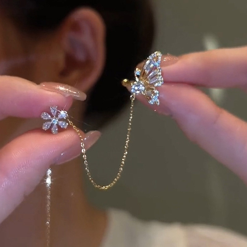 One-piece Special-interest Design High-grade Light Luxury Temperament Tassel Eardrops