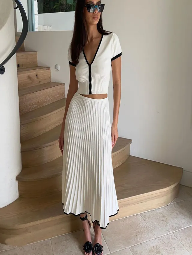 New V neck Slim Knit Hip Pleated Dress Suit White - Shop at LoveMi