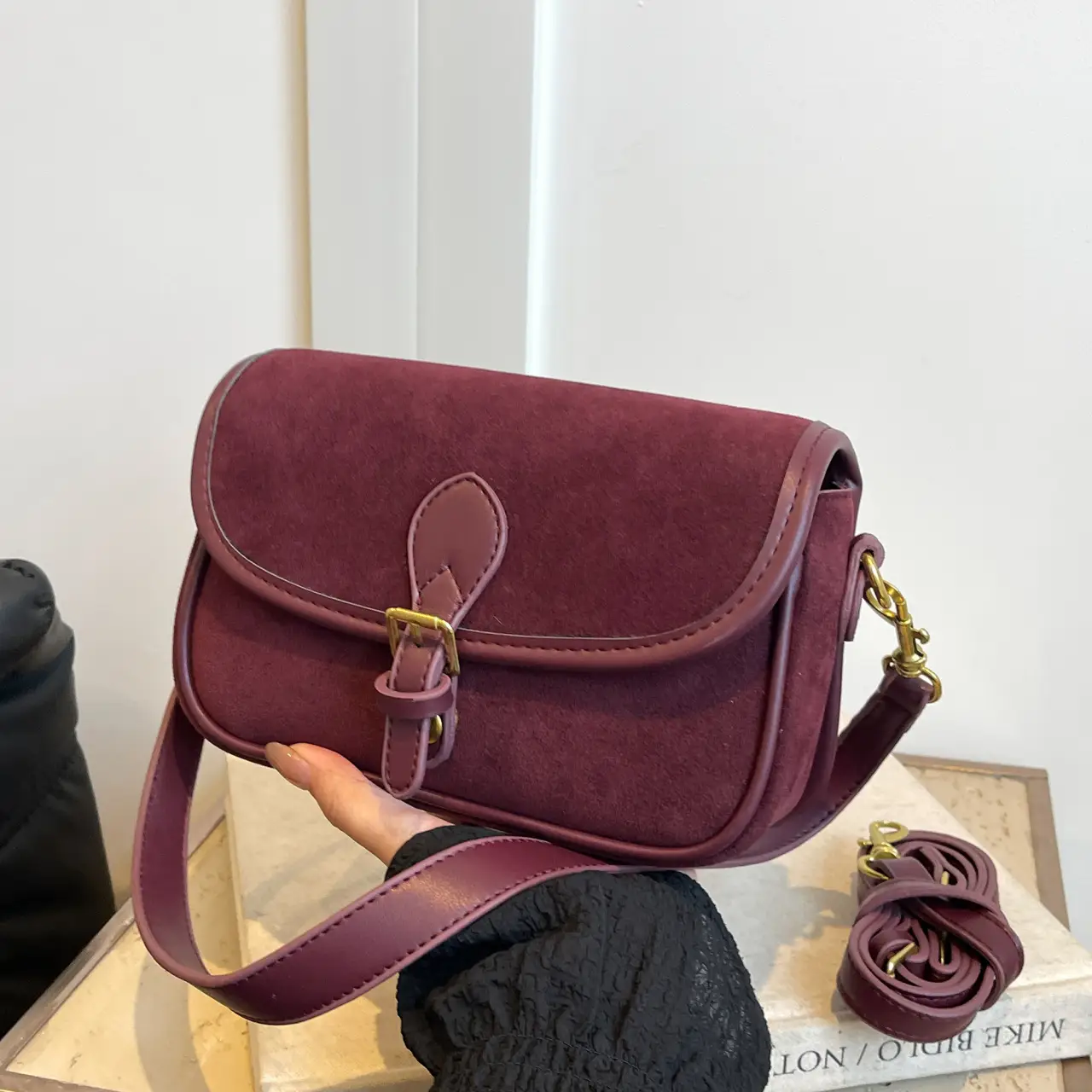 Frosted Leather Bag Magnetic Snap Shoulder Messenger Bag