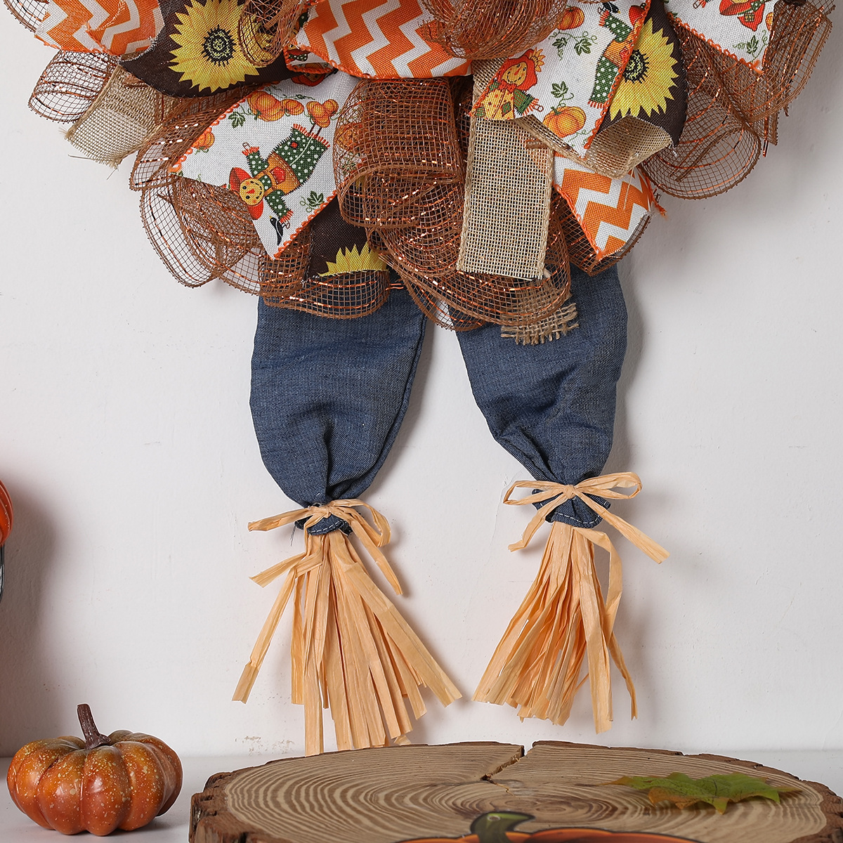 Title 2, Thanksgiving Garland Simulation Scarecrow Wall ...