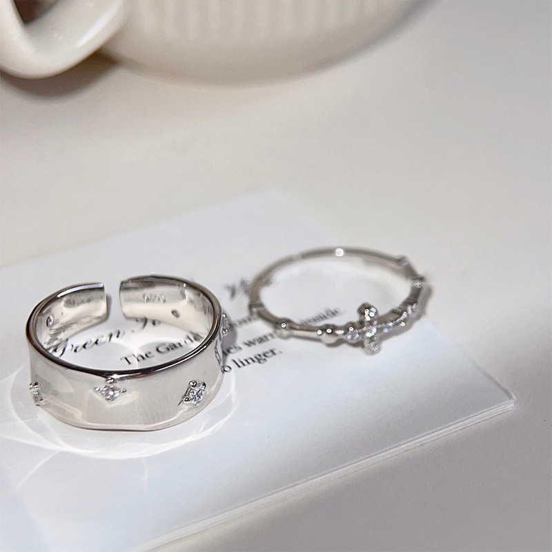 Simple Glossy S925 Silver Starry Zircon Ring