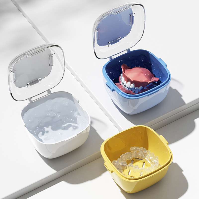 Multifunctional Double-layer Orthodontic Retainer And Aligner Storage Box