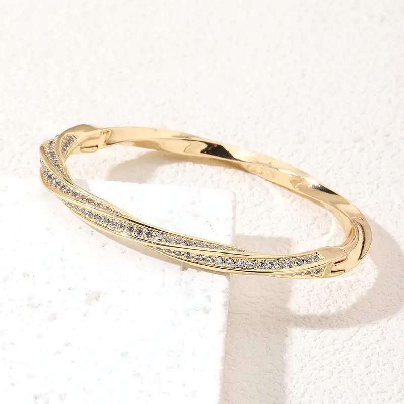 European And American Mobius Starry With Diamonds Bracelet
