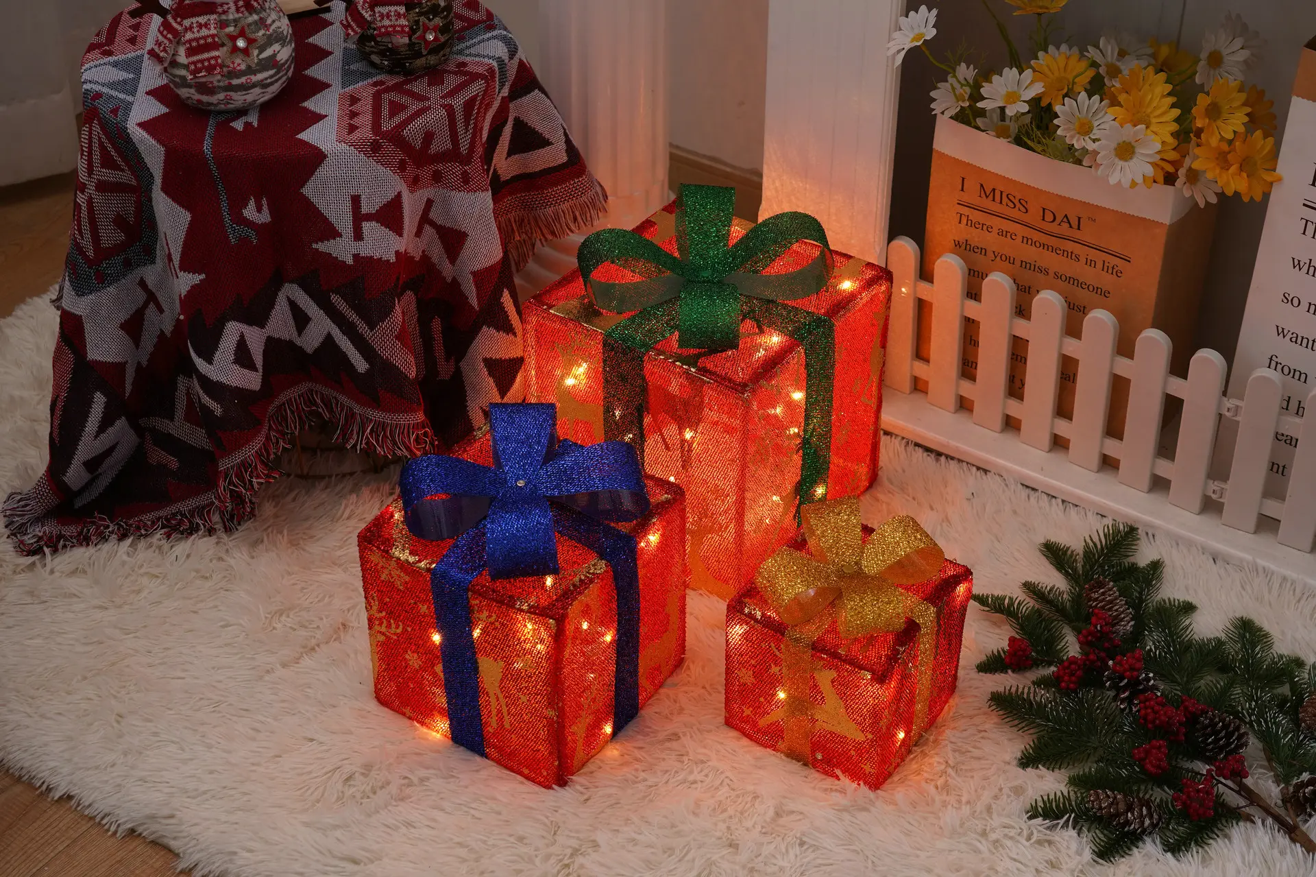 Remote Control Christmas Gift Box Lights Three-piece