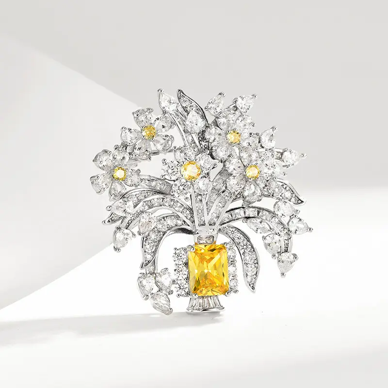 Exquisite Floral Basket Yellow-diamond Brooch Niche Design