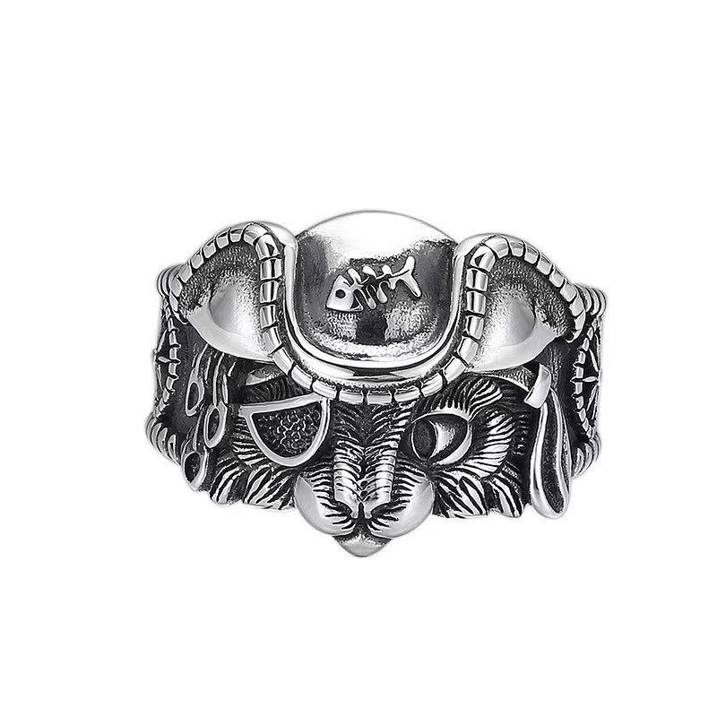 No Wide One Eyed Cat Eye Catching Ring